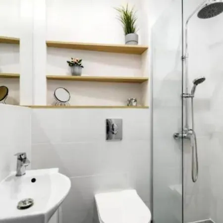 Center/golden Apartments&n17 Apartment *